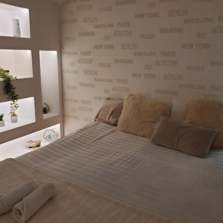 Appartement Sleep And Drive White à Sarajevo Extérieur photo